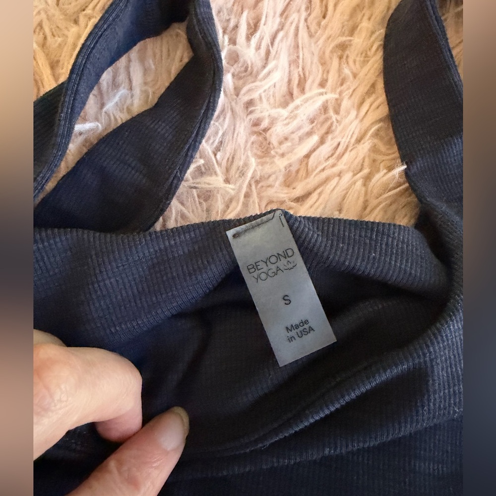 Beyond Yoga Ribbed Set - Picture 5 of 7